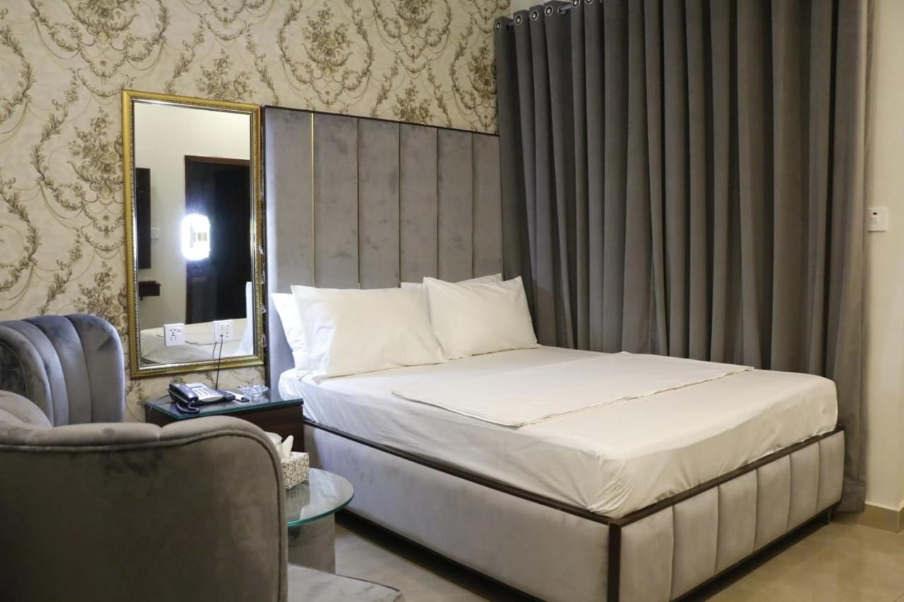 Red Fort Hotel Gulberg Lahore Extérieur photo