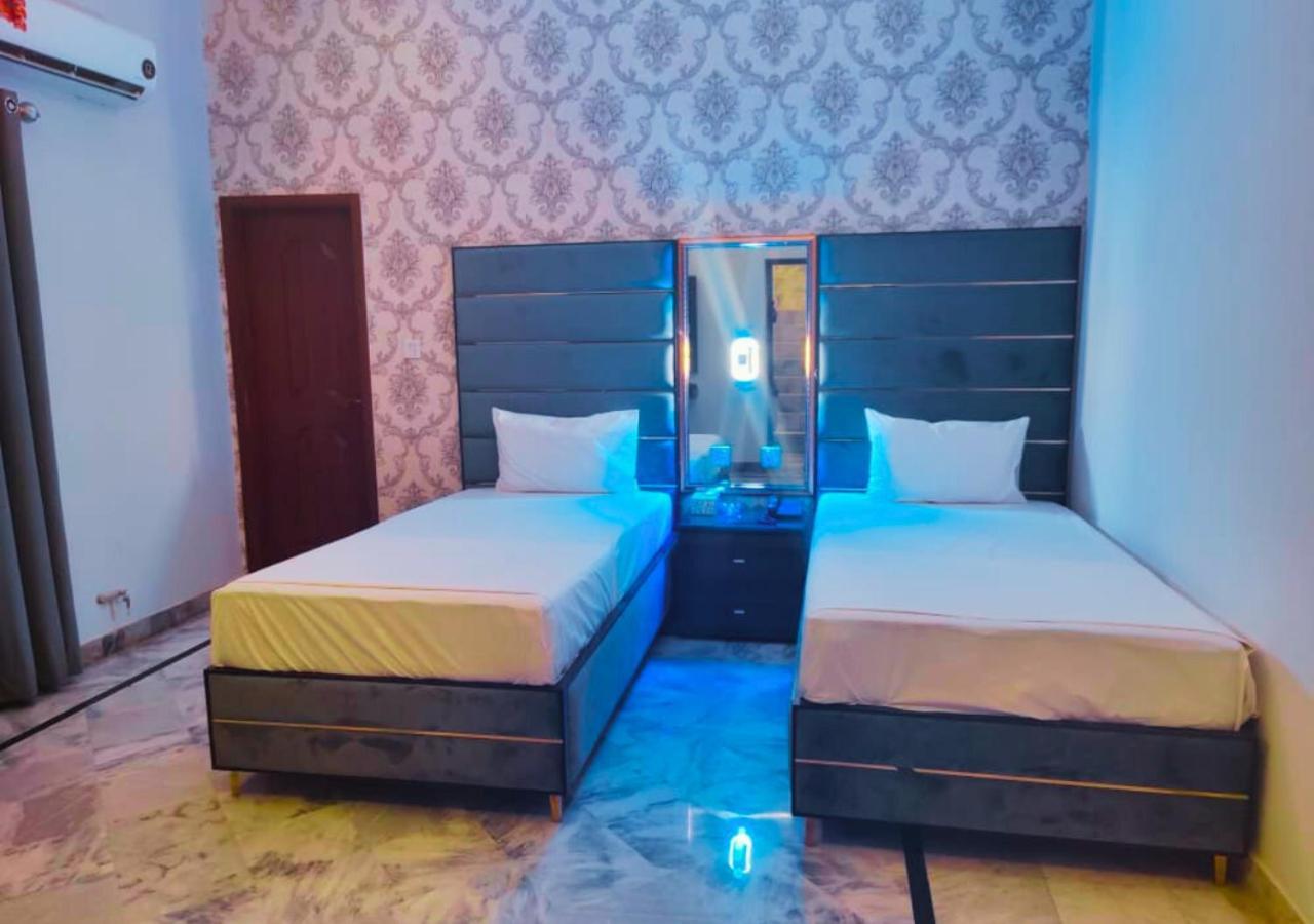 Red Fort Hotel Gulberg Lahore Extérieur photo