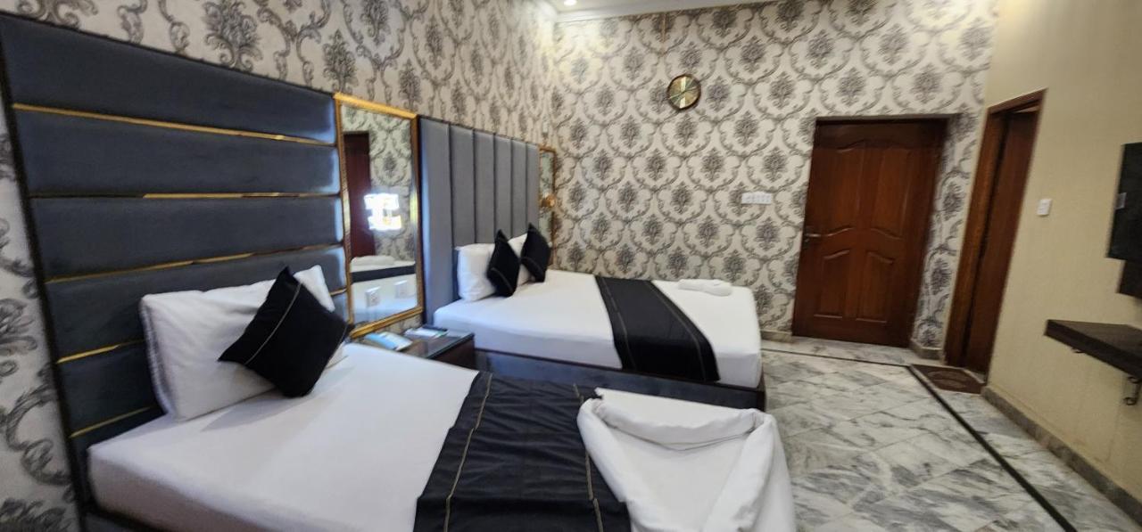 Red Fort Hotel Gulberg Lahore Extérieur photo